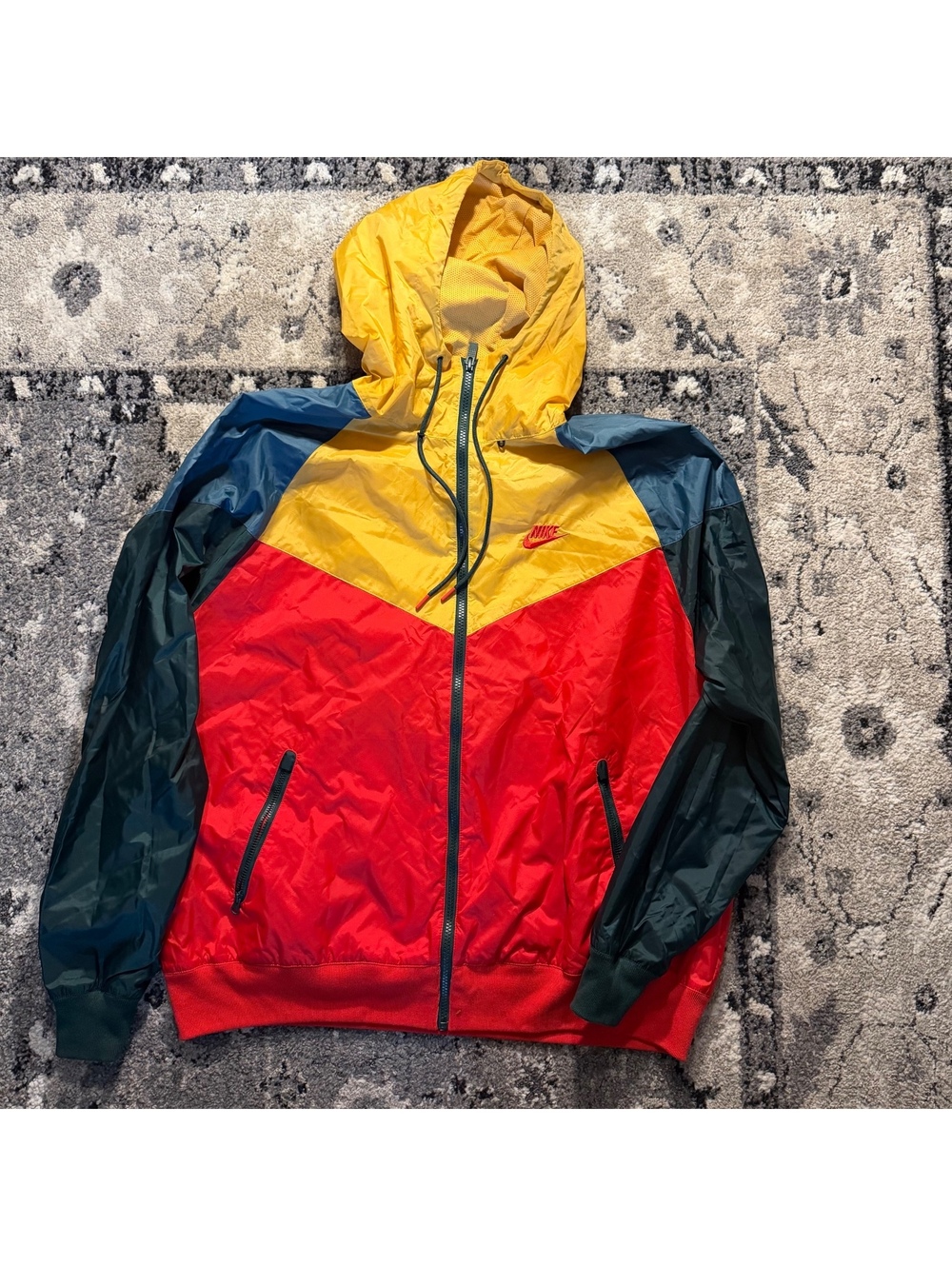 Modern Nike Multicolor Windbreaker Zip Up